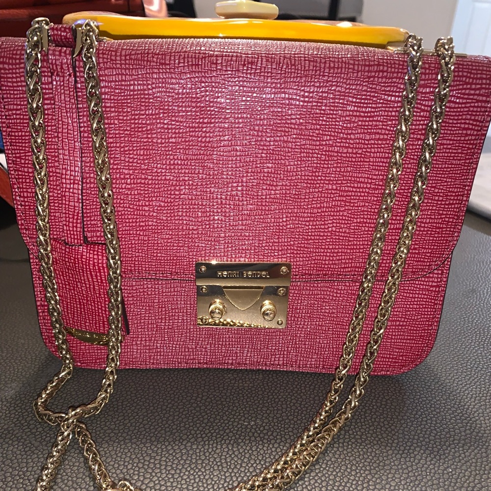 Henri bendel Waldorf party bag red